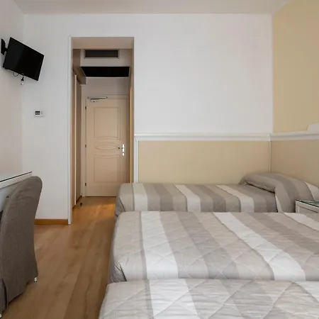 Miami Hotel 3*